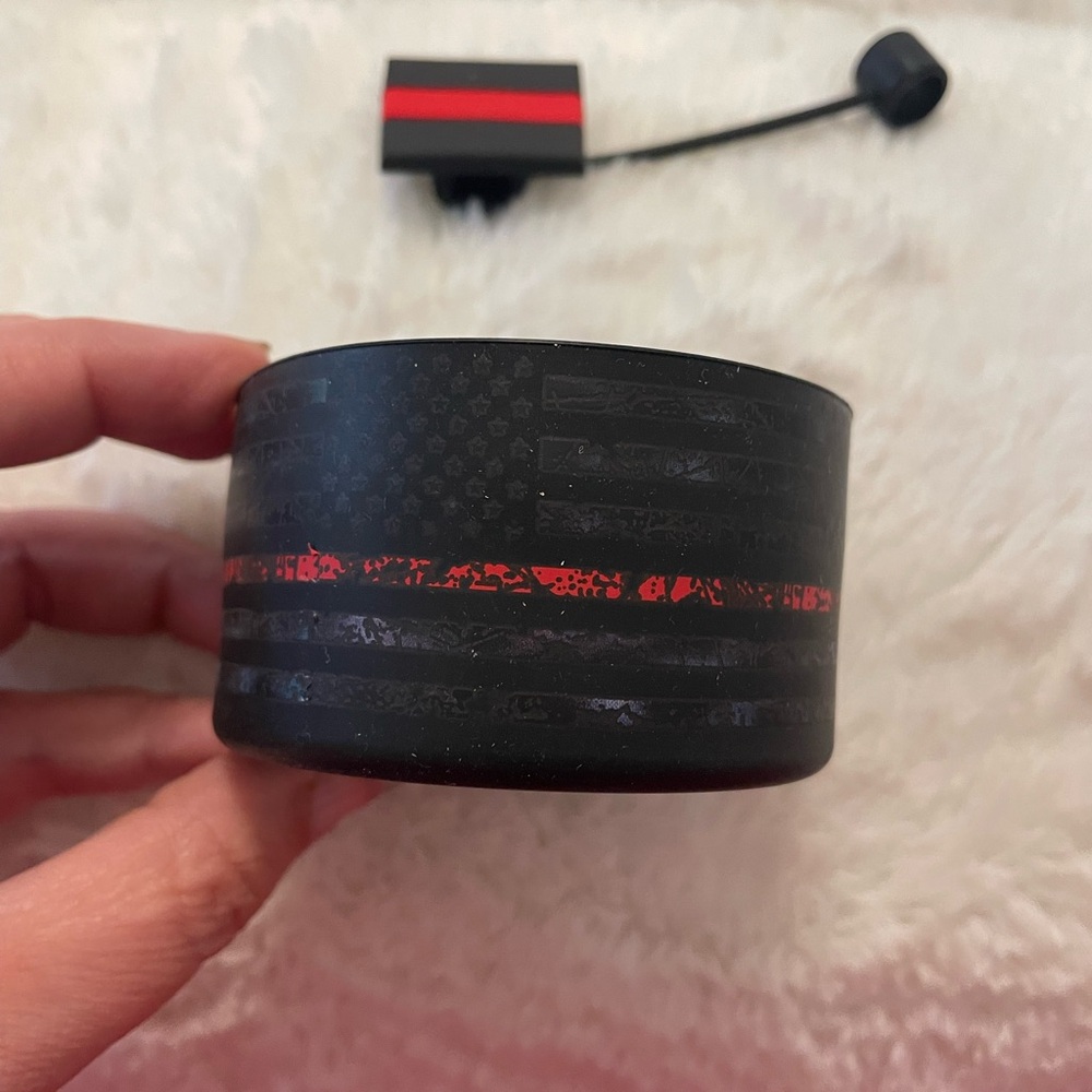 Thin Red Line Tumbler Accessories